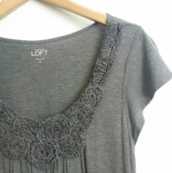 LOFT grey shirt