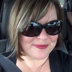 Meet your Posher, Shelly