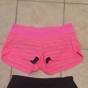 Lululemon speeds shorts Sz 6 zing pink