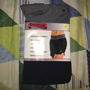 NWT medium Reebok performance shorts