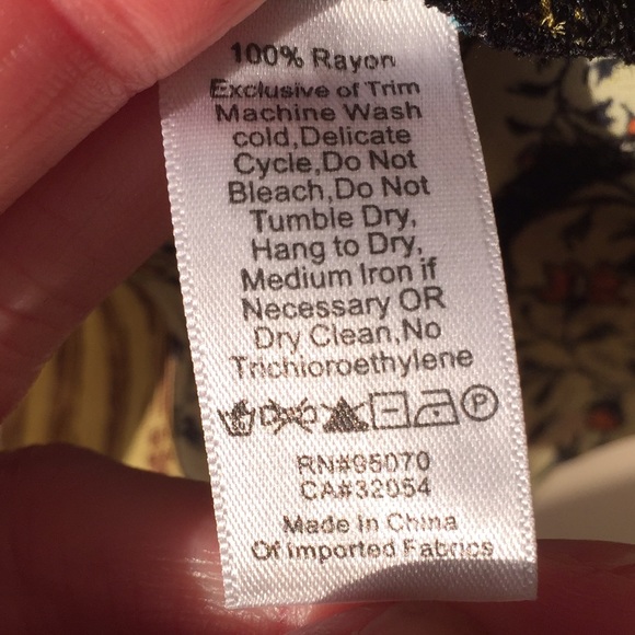 NWT {Anthropologie} Sheer blouse - Picture 5 of 5