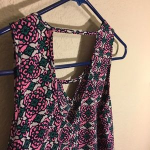 Patterned sleeveless Blouse