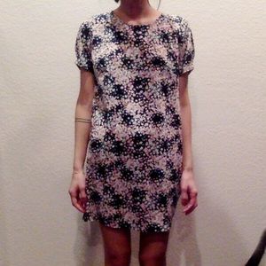 Floral Shift Dress Back Paneling Detail