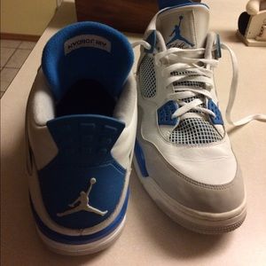 Retro Jordan Military blue fours