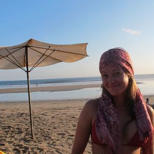 Meet your Posher, Rose