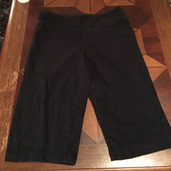 Medium Danskin Now capris