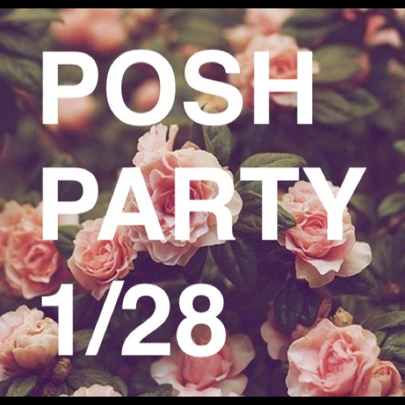 I'm co-hosting a party!!🛍🎉
