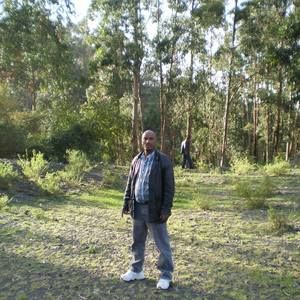 Meet your Posher, Negusie