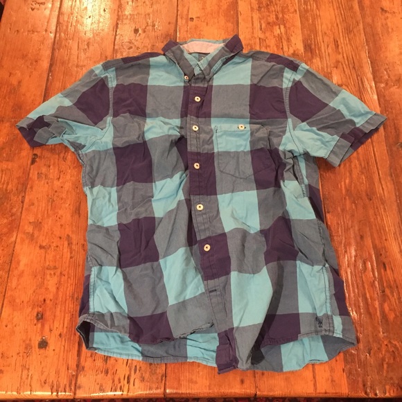 Men's button up shirt - slim fit