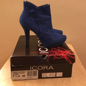 Cobalt bootie