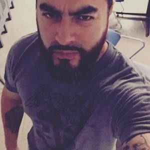 Meet your Posher, Everardo