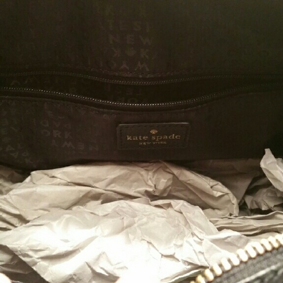 Kate Spade Handbag! ! *****SOLD ON EBAY!!!****** - Picture 3 of 4