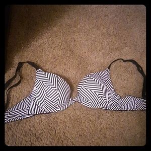 PINK everyday push up bra (32A)