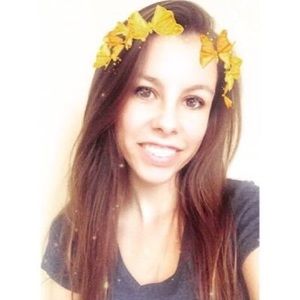 Meet your Posher, Kayla