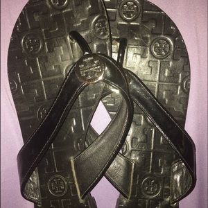 Black Tory Burch leather flip flops