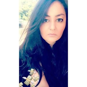 Meet your Posher, Roya