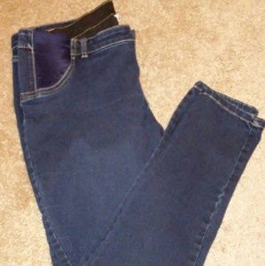 *make offer* Liz Lange Maternity jeans