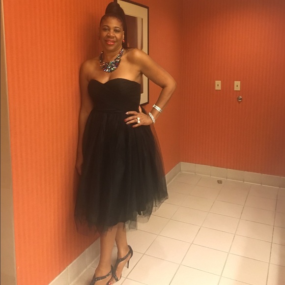 Meet your Posher Benicia - Picture 2 of 2