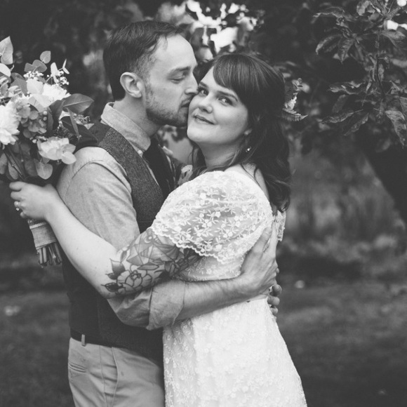 Meet your Posher, Danielle - Picture 4 of 4