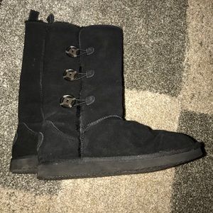 AEO American Eagle Outfitters soft button boot