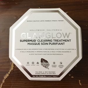 NEW Glamglow supermud clearing treatment