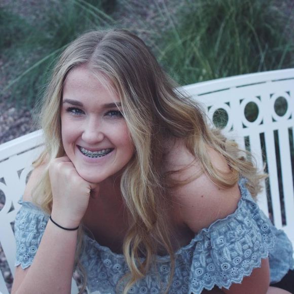 Meet your Posher, Allison