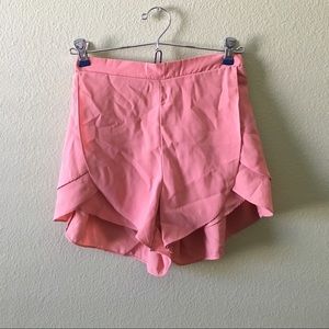 Tulip shorts