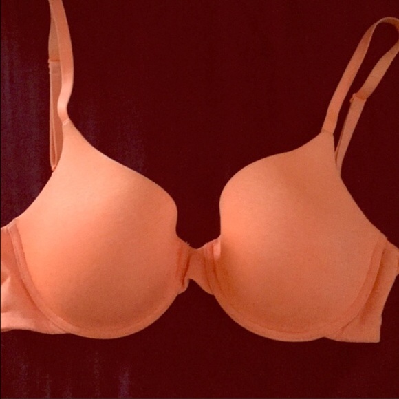 VS 32D semi-demi t-shirt bra