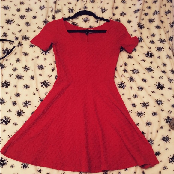 XS H&M red skater dress