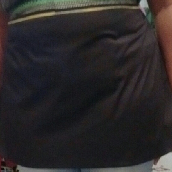 Apron - Picture 2 of 3