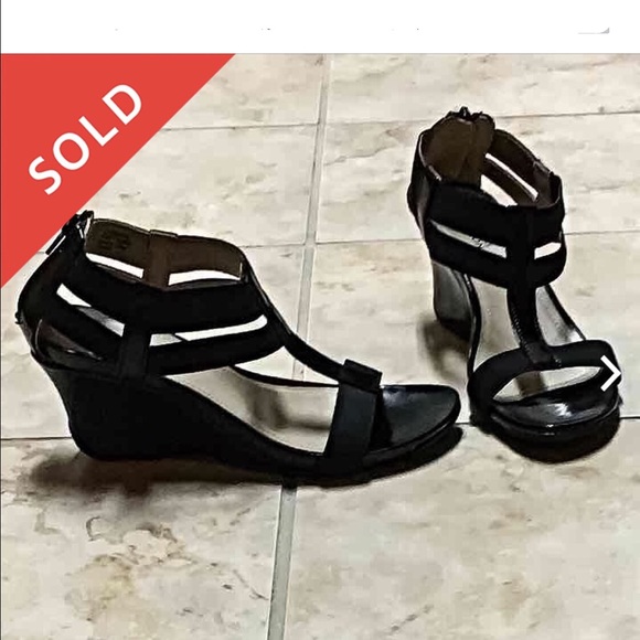 New***Kenneth Cole*Patent/Stretch Wedge Sandals*