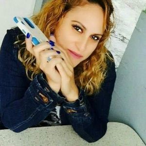 Meet your Posher, Doris