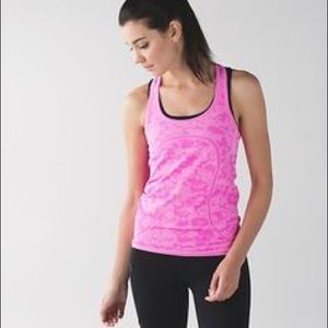 lululemon athletica swiftly tank size 6