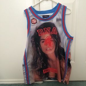 Double needle tank top