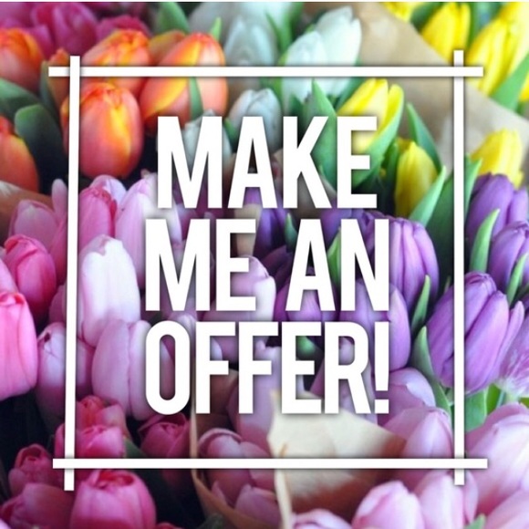 ‼️MAKE ME AN OFFER‼️ ☺️