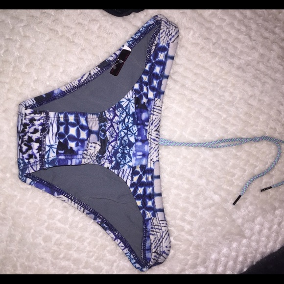 Blue bottoms