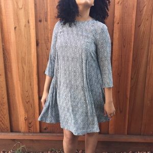 Diamond motif shift dress