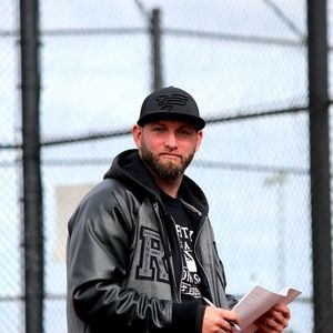 Meet your Posher, Lloyd