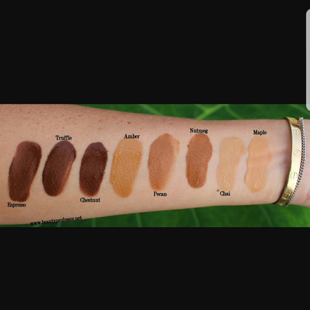 Laura Mercier flawless fluide smooth finish - Picture 3 of 3