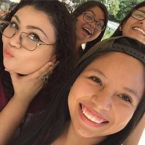 Meet your Posher, Rocio