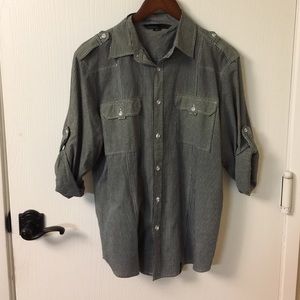 Black and white plaid button up shirt