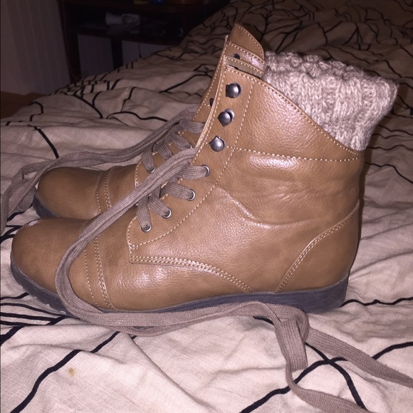 Brown short boots