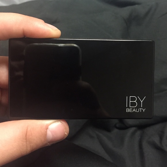 IBY beauty eyeshadow
