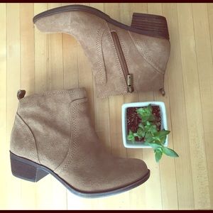 Lucky Brand Tan Suede Booties