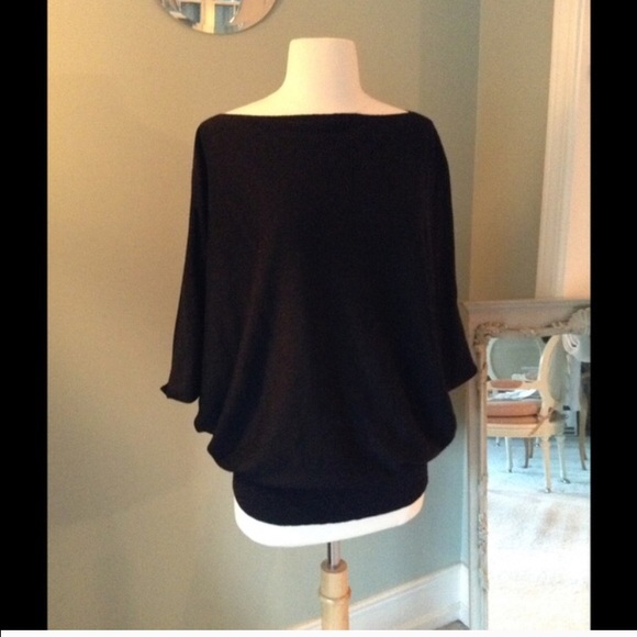 Short sleeved Marino Wool sweater