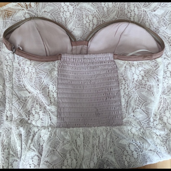 Pins and needles lace corset dress - Picture 3 of 4