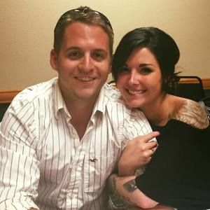 Meet your Posher, Carlye