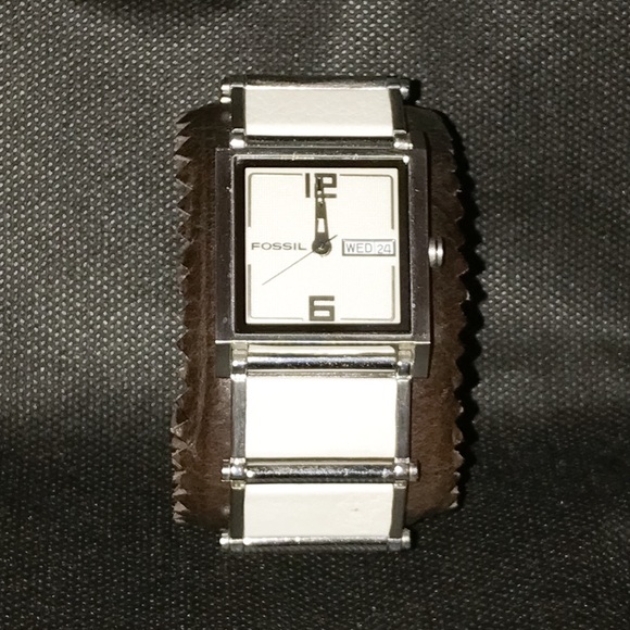 Men's Fossil Watch (JR-9395)