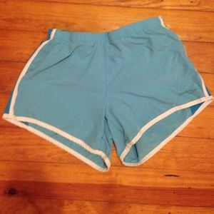 Saucony running shorts 🏃🏻‍♀️💖