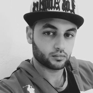 Meet your Posher, Emad